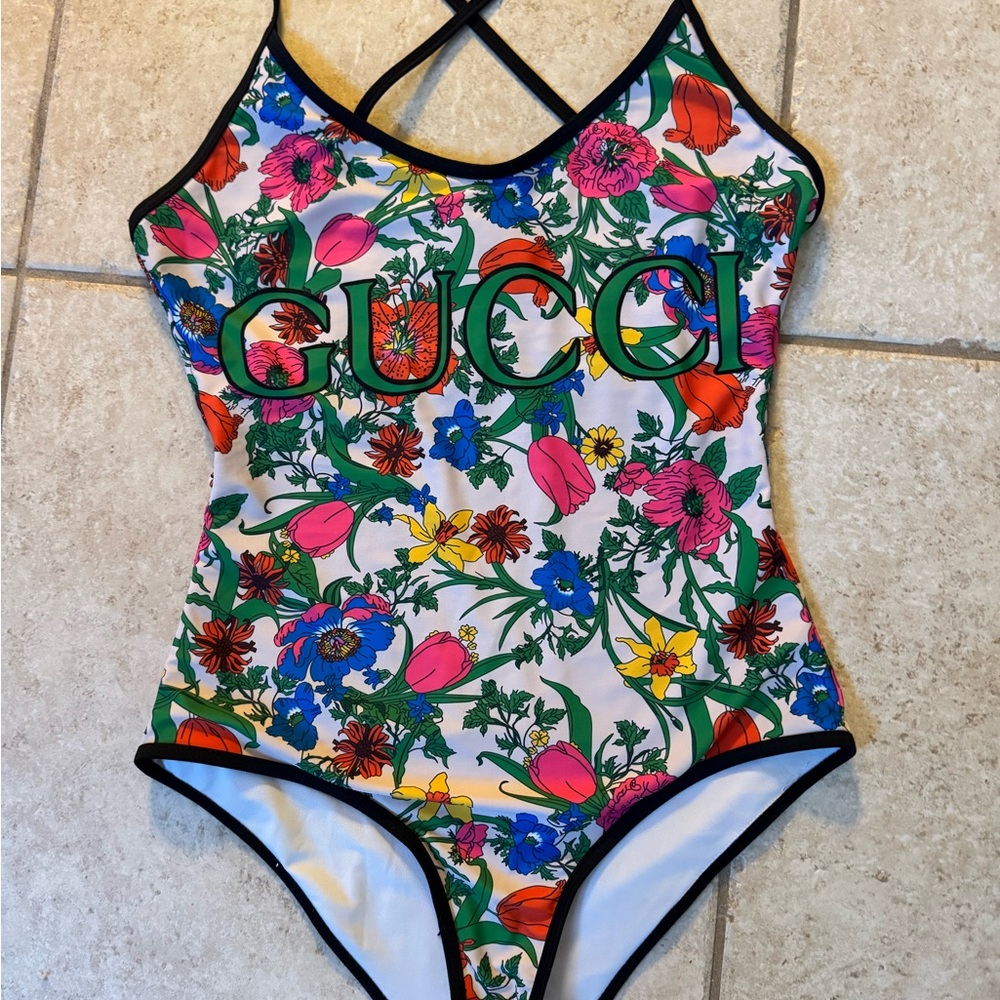 Gucci Multicolor Floral Swimsuit SZ XL but more like a Large